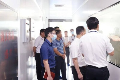 賀州市副市長劉洪軍一行蒞臨愛寵生物集團廣西工廠考察，共話寵物服務產(chǎn)業(yè)發(fā)展新篇章